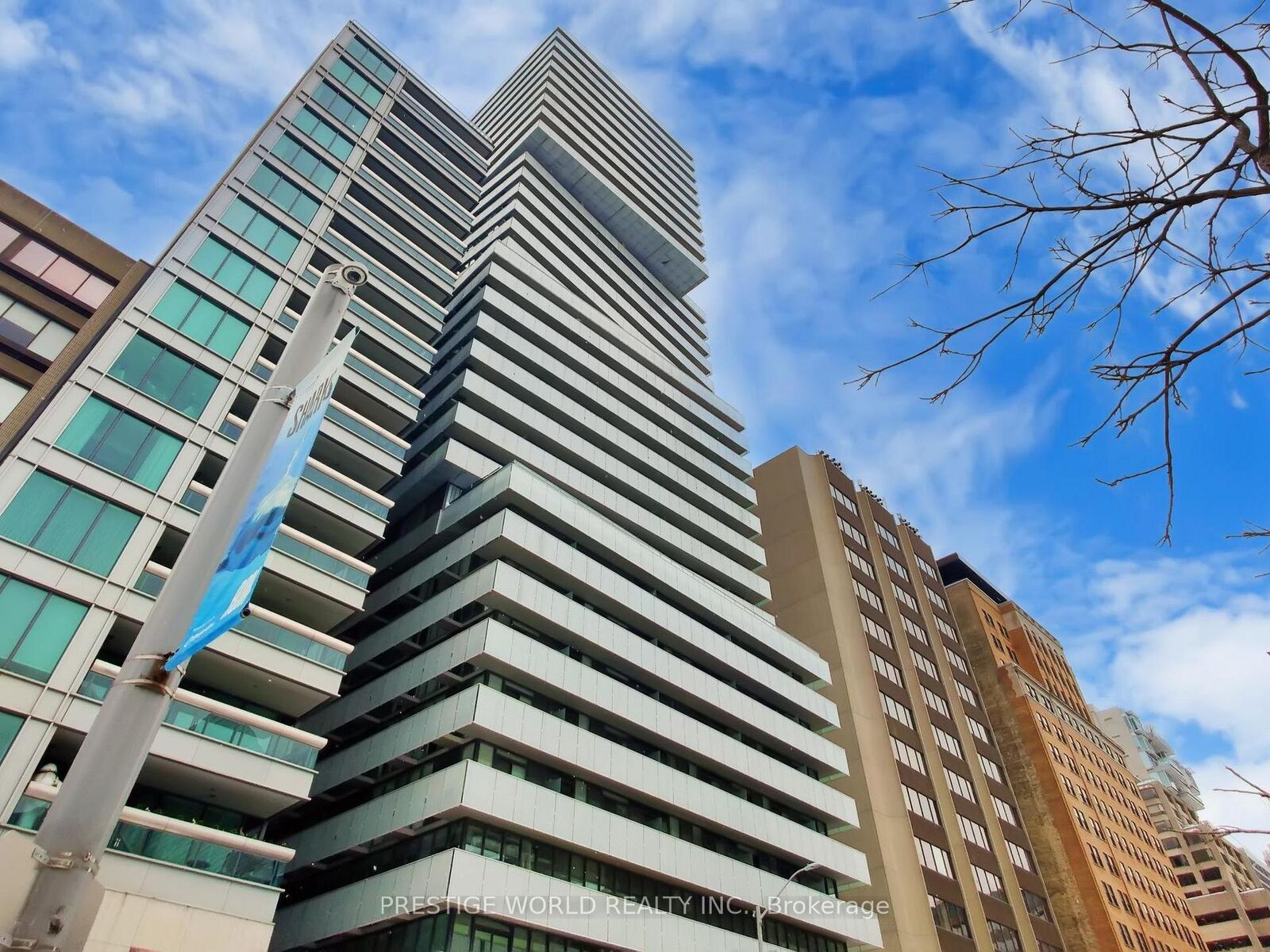 Property Photo: 200 Bloor Street West Street W 1401 ON M5S 1T8