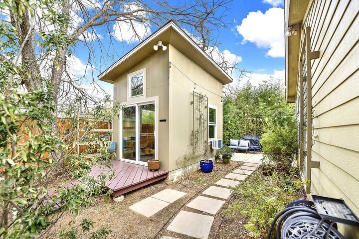 Property Photo:  117 S Wilson Street  TX 78666 