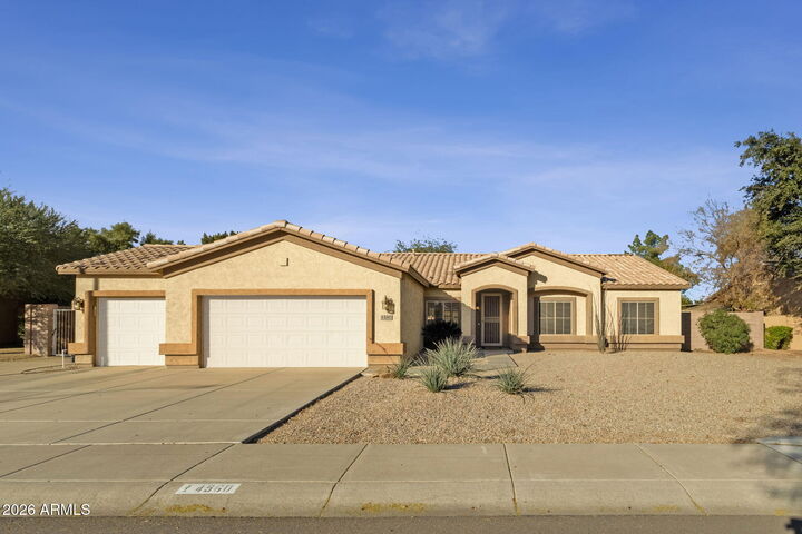 Property Photo: 4560 S Springs Drive AZ 85249