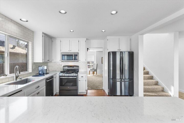 Property Photo:  1705 Walnut Creek Drive  CA 95403 