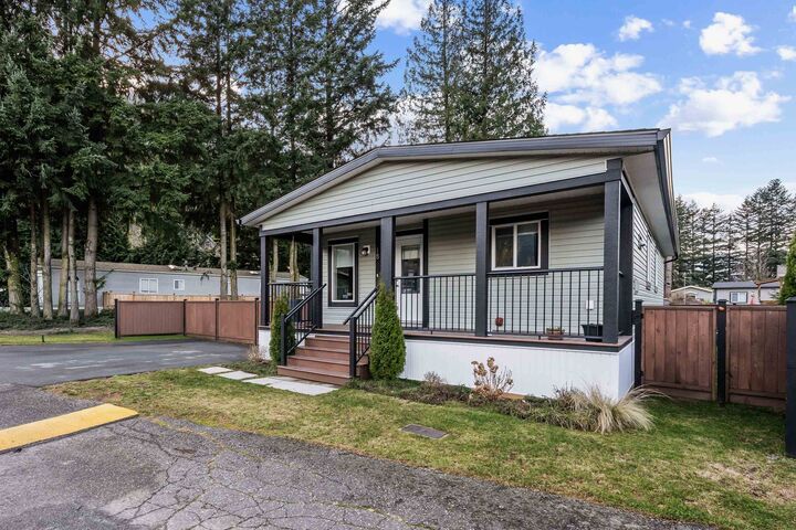 Photo de la propriété: 63071 Flood Hope Road 18 BC V0X 1L2