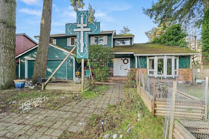 Property Photo: 1761 140A Street BC V4A 6T9