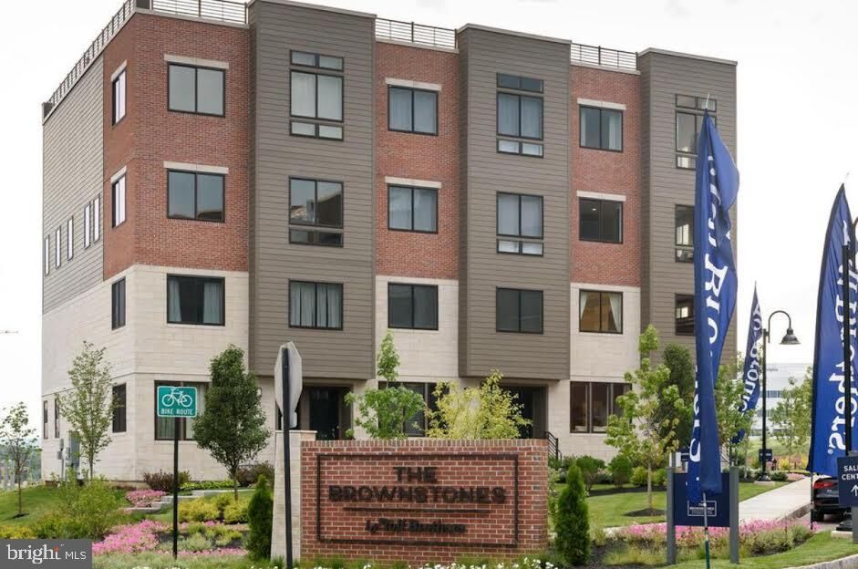 Property Photo:  103 Lakeview Court  PA 19406 