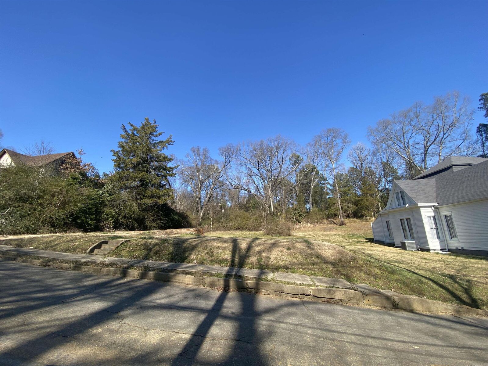 Property Photo:  134 Clifton  AR 71701 