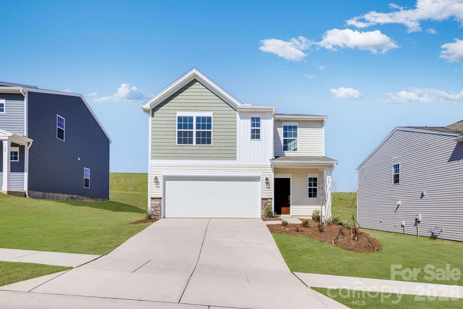 Property Photo:  706 Espresso Drive  NC 28152 