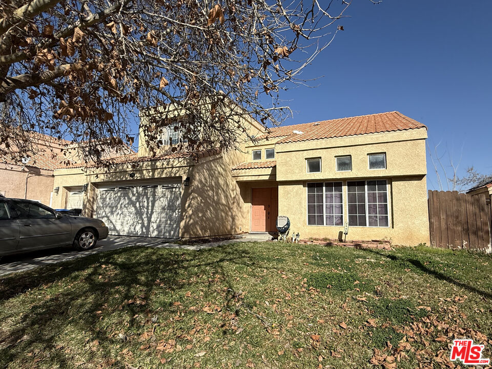 Property Photo:  4045 Lexington Ct  CA 93552 