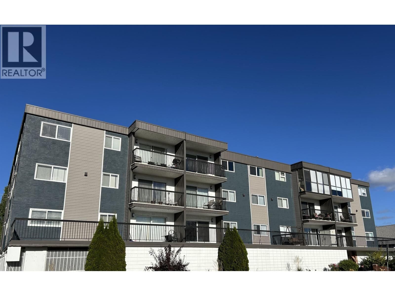 Property Photo: 1654 10th Avenue 304 BC V2L 3S4