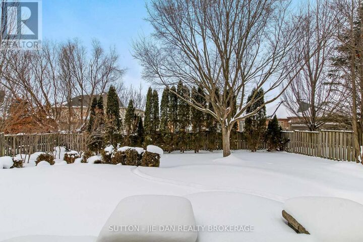 Property Photo:  540 McGarrell Place  ON N6G 5J8 