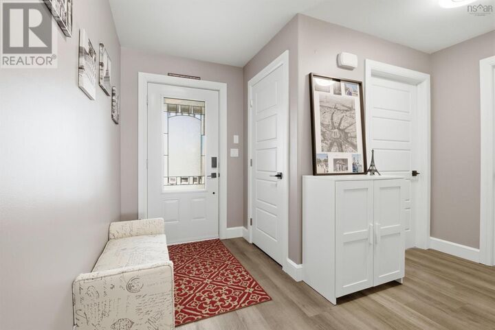 Property Photo:  35 Elizabeth Avenue  NS B0N 2T0 