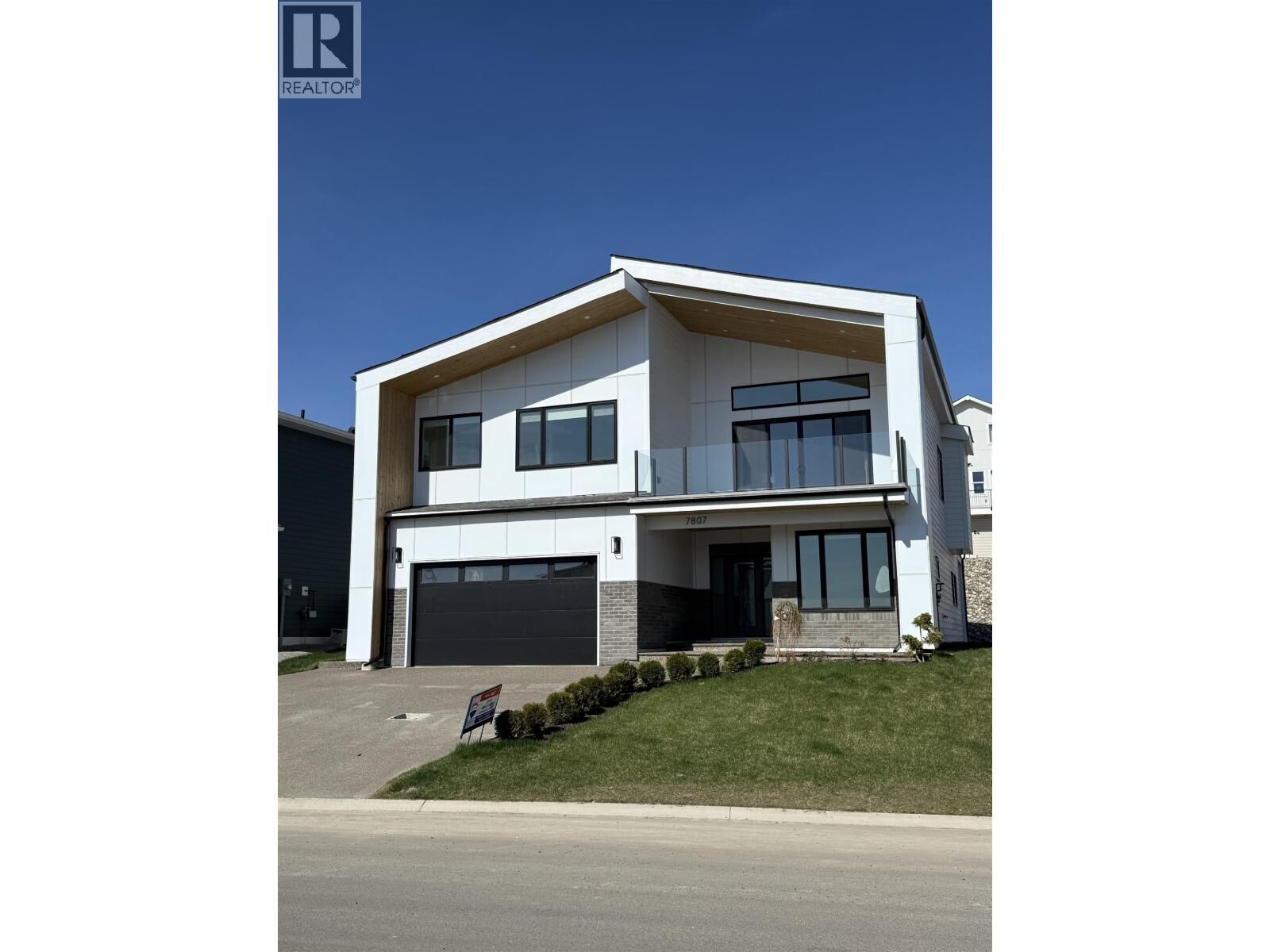 Property Photo: 7807 Southridge Avenue BC V2N 6S4