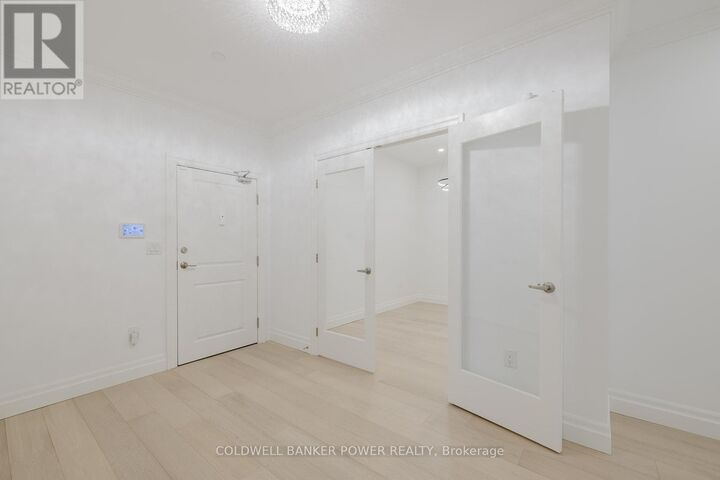 Property Photo:  260 Villagewalk Boulevard 1103  ON N6G 0W6 