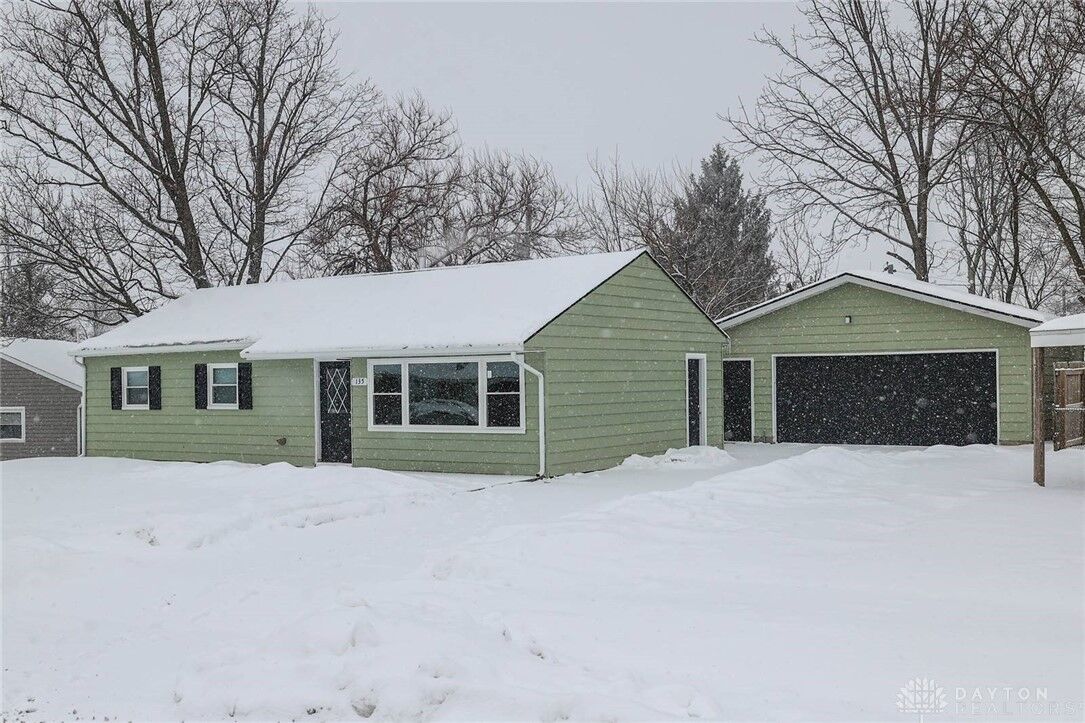 Property Photo:  135 E Garland Avenue  OH 45324 