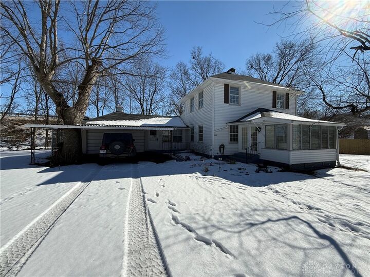 Property Photo: 3224 Hiawatha Drive OH 45414