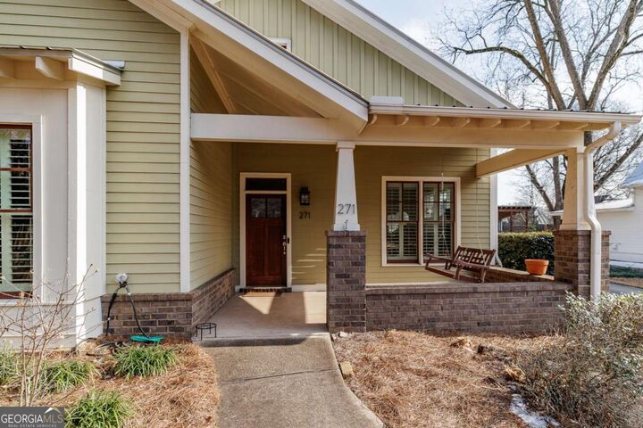 Property Photo:  271 King Avenue  GA 30606 