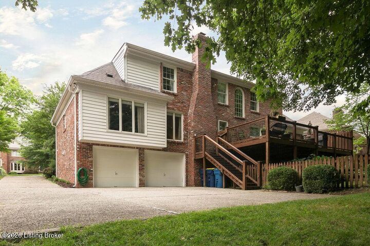 Property Photo:  803 Lake Forest Pkwy  KY 40245 