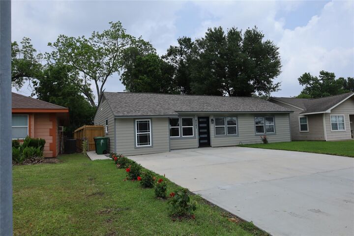 Property Photo:  4047 Juliet Street  TX 77087 