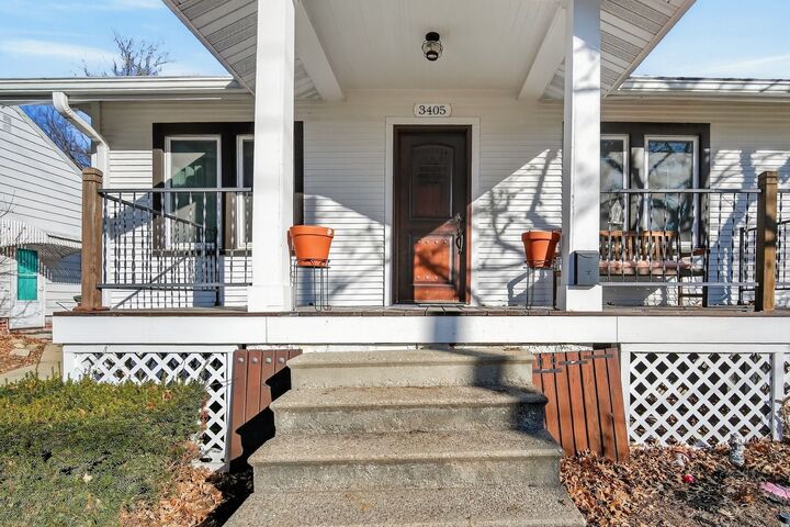 Property Photo: 3405 Washington Avenue IA 50310