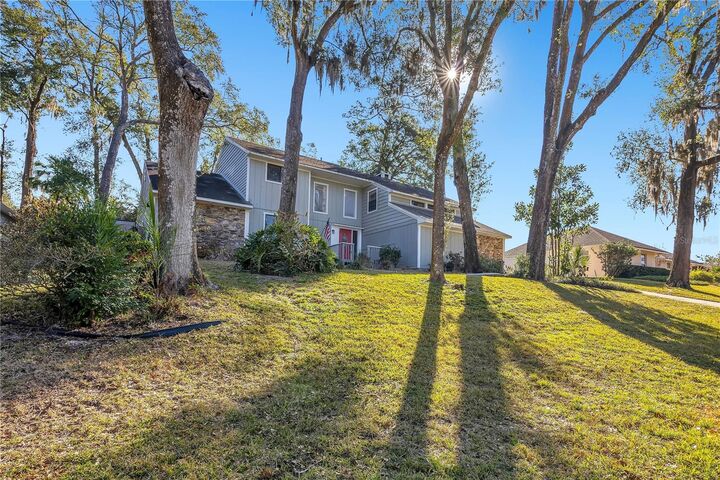 Property Photo:  2108 Dogwood Circle  FL 32757 