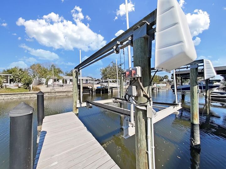 Property Photo:  10711 Dowry Avenue  FL 33615 