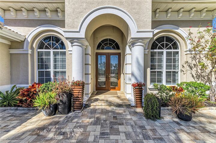 Property Photo:  7137 Ashland Glen  FL 34202 