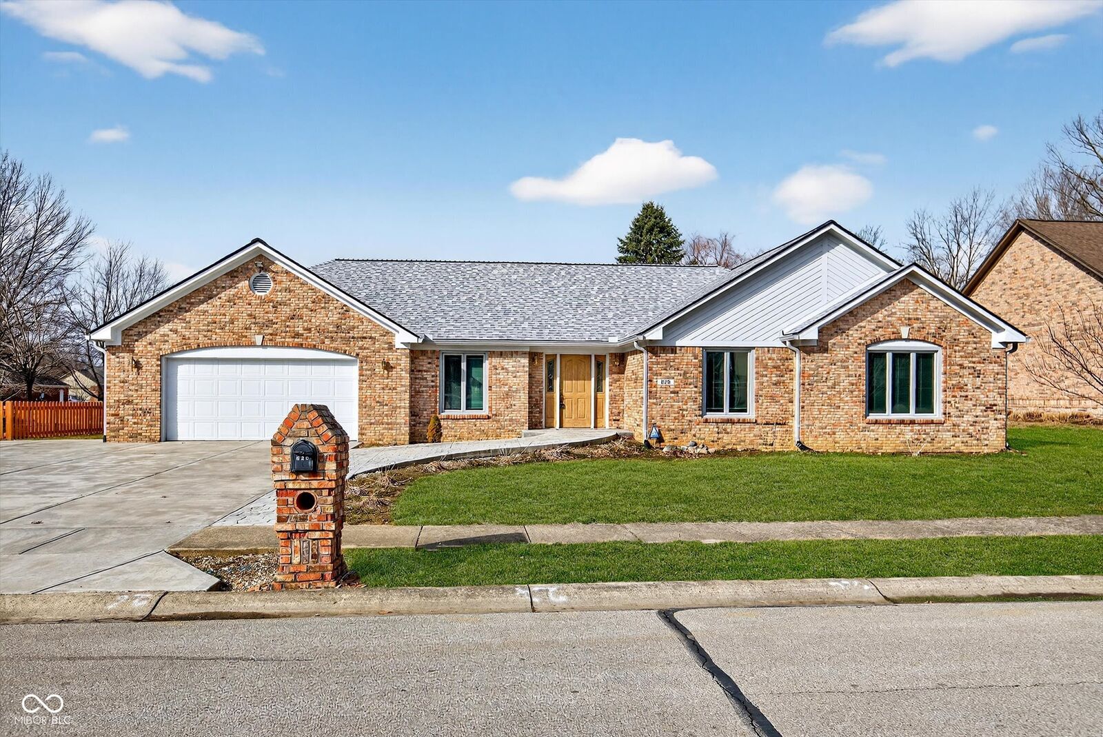 Property Photo: 620 Hamlet Drive IN 46123