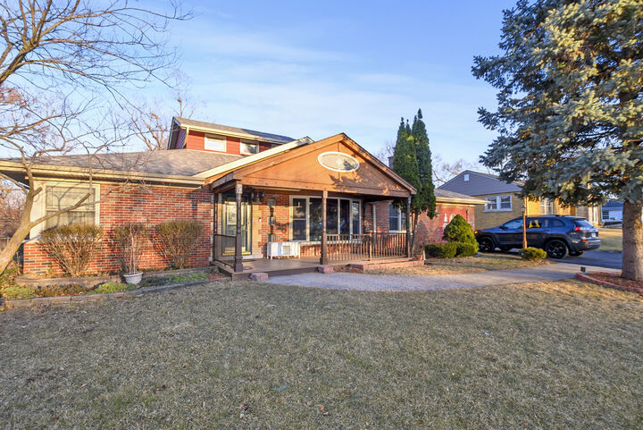 Property Photo:  14725 Laramie Avenue  IL 60452 