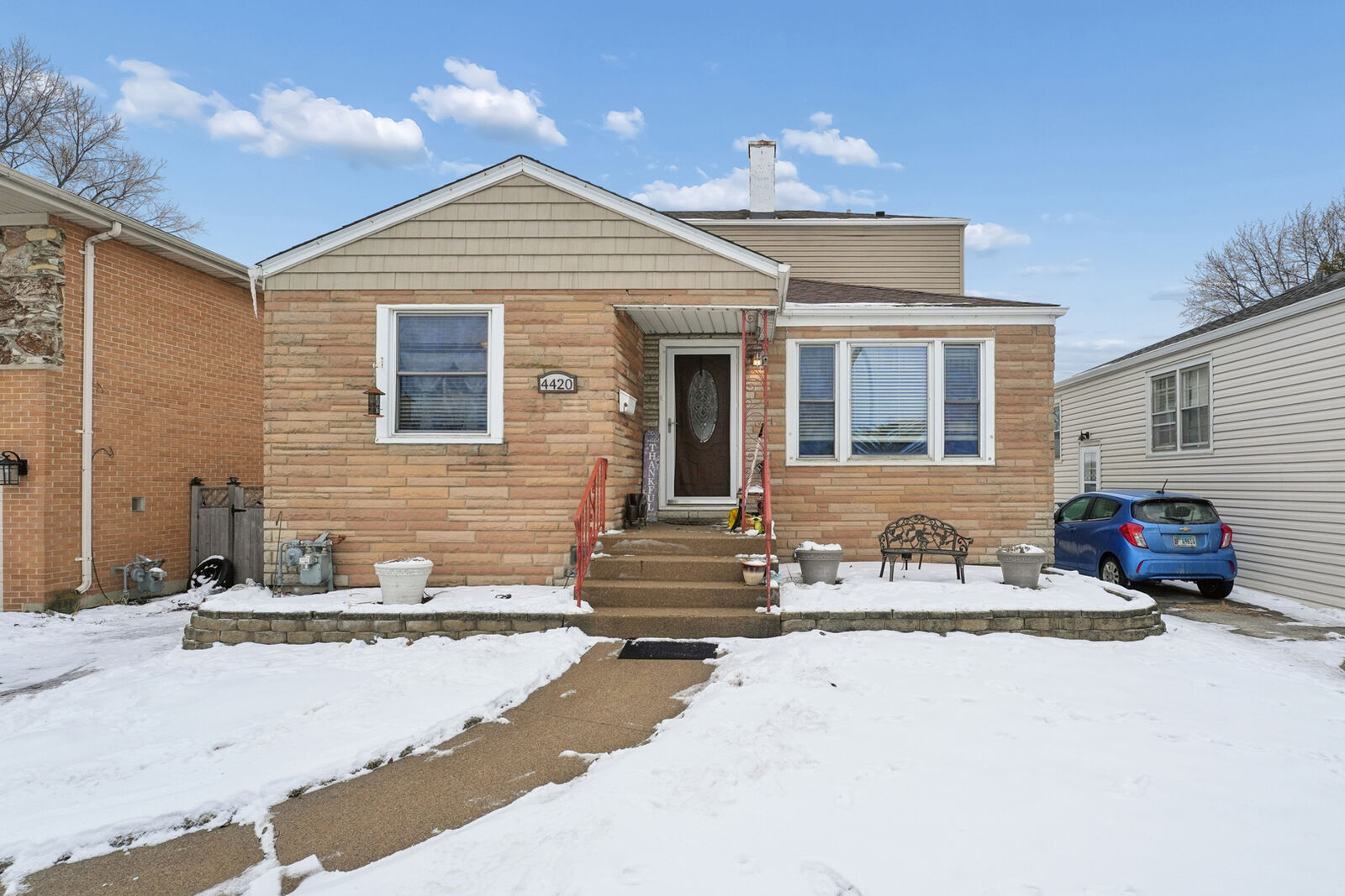 Property Photo:  4420 Oak Park Avenue  IL 60402 