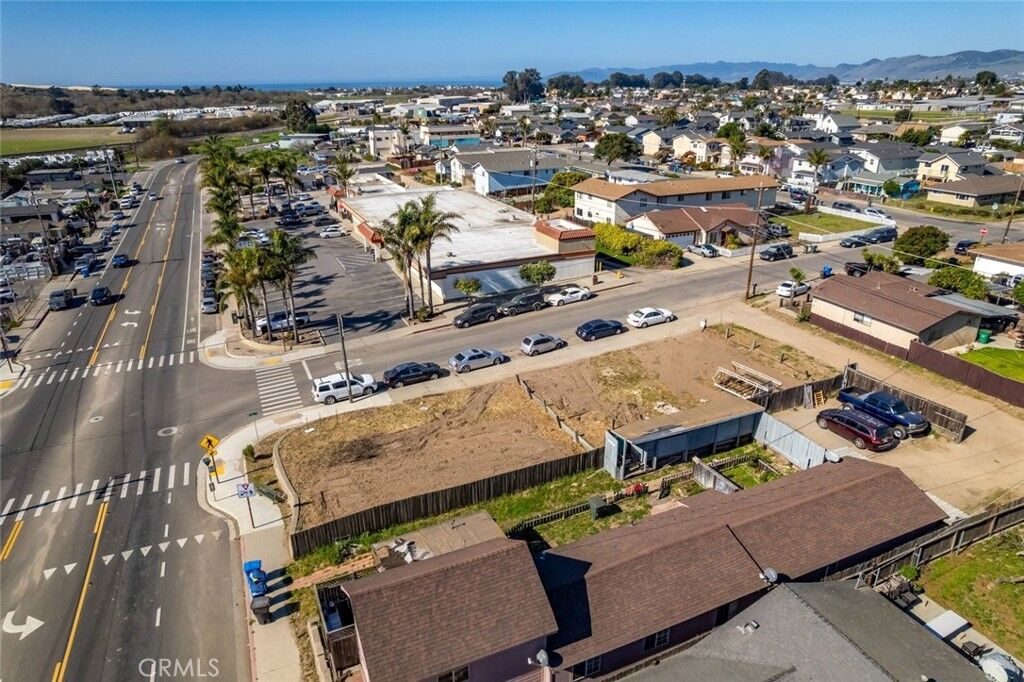 Property Photo:  1991 21st  CA 93445 