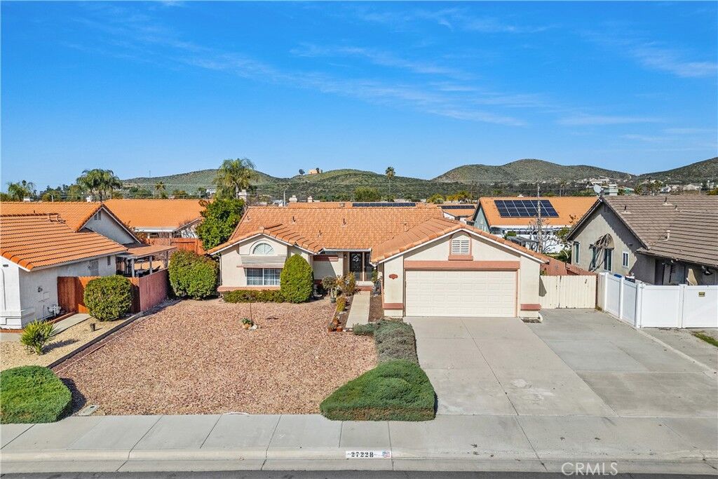 Property Photo: 27228 Terrytown CA 92586