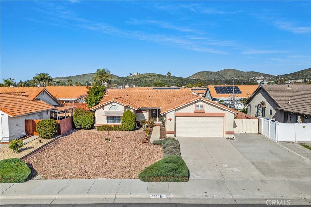 Property Photo: 27228 Terrytown CA 92586