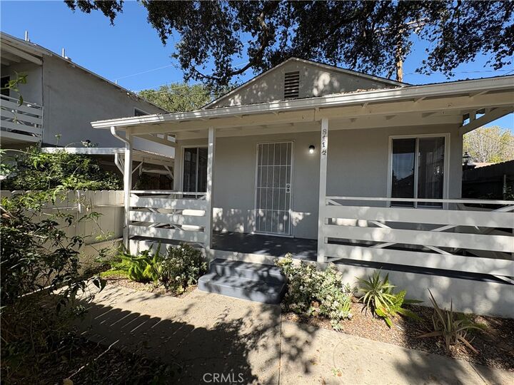 Property Photo:  811 W Foothill 1/2  CA 91016 