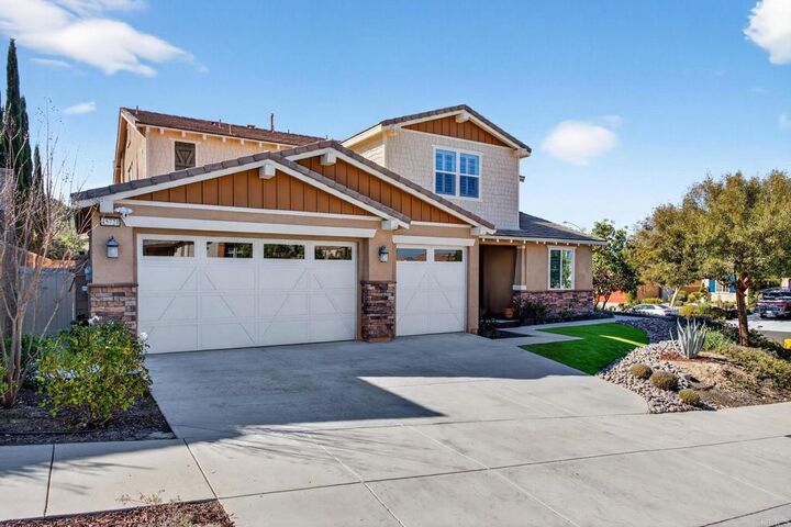 Property Photo:  45721 Middle Gate Court  CA 92592 