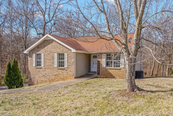 Property Photo:  1315 Hand Dr  TN 37042 