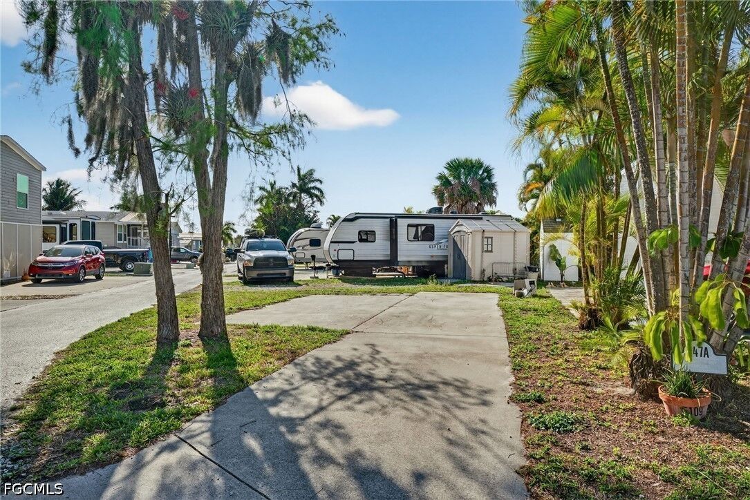 Property Photo: 5109 White Sky Circle FL 33908