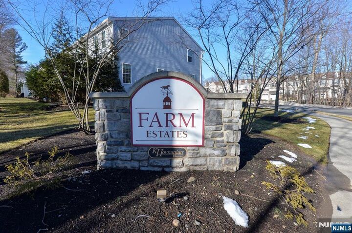 Property Photo:  30 Masterson Court  NJ 07463 