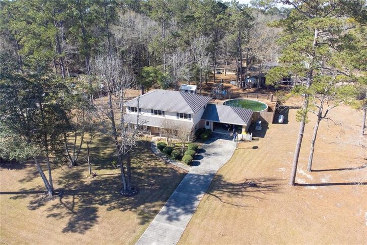 Property Photo:  816 Pine Alley Drive  LA 70452 