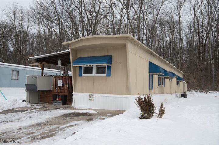 Property Photo:  92 Larry Lane  OH 44410 