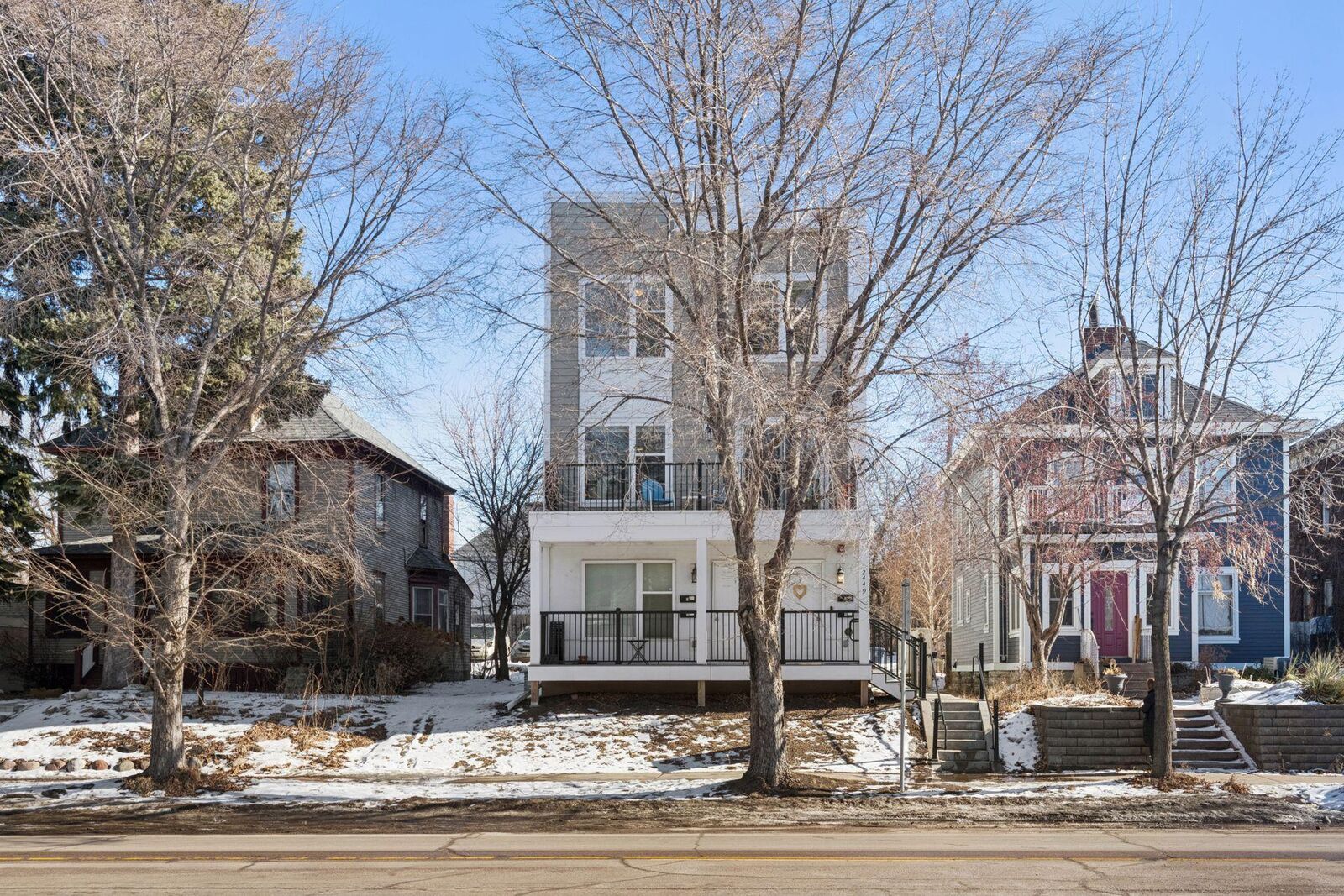 Property Photo:  2449 Lyndale Avenue S  MN 55405 