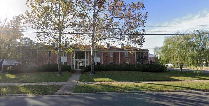 Property Photo:  3820 Fairfield Avenue 58  LA 71104 