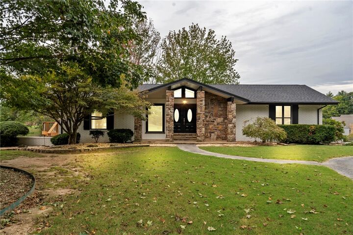 Property Photo:  102 Franjo Lane  AR 72764 