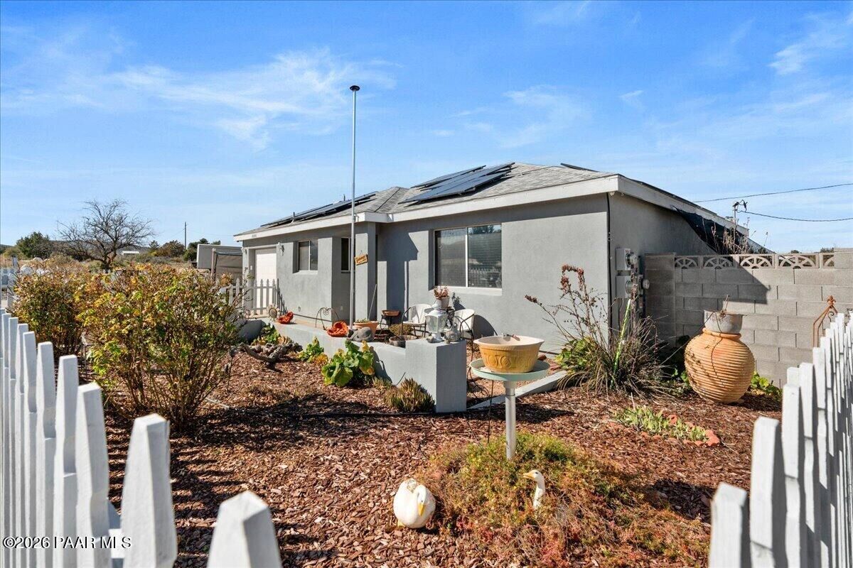 Property Photo:  20656 E Wagon Way  AZ 86333 