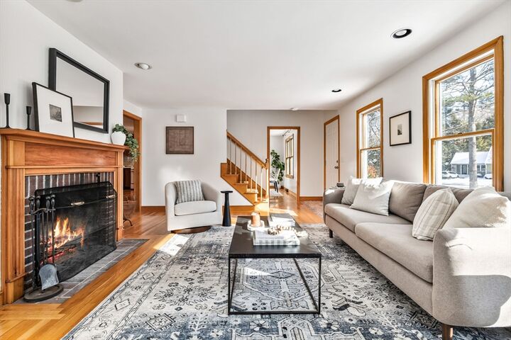 Property Photo:  8 Algonquin Rd  MA 01720 