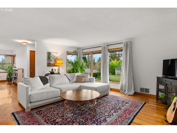 Property Photo:  8820 SW 21st Ave  OR 97219 