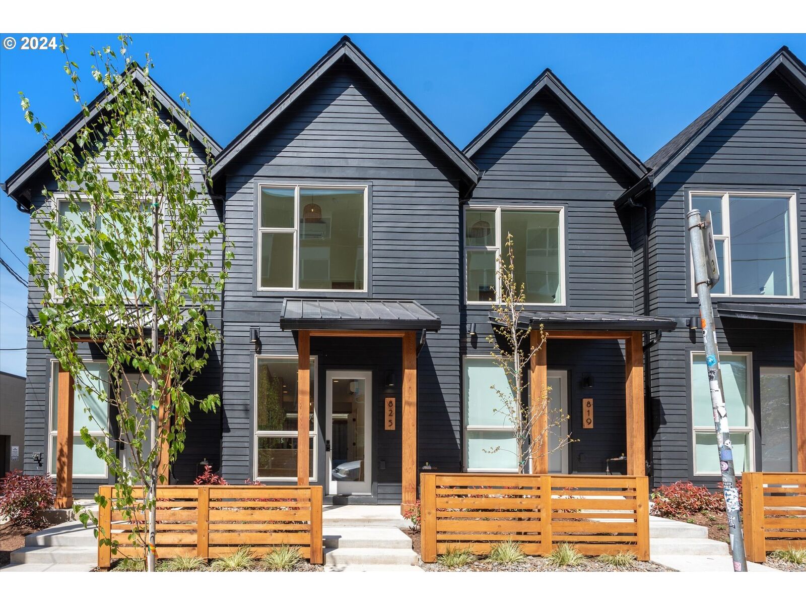 Property Photo:  813 N Failing St  OR 97227 