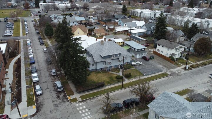 Property Photo:  600  Douglas Street  WA 98801 