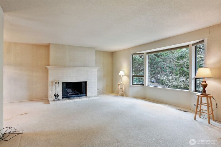 Property Photo:  19624  62nd Avenue NE  WA 98028 