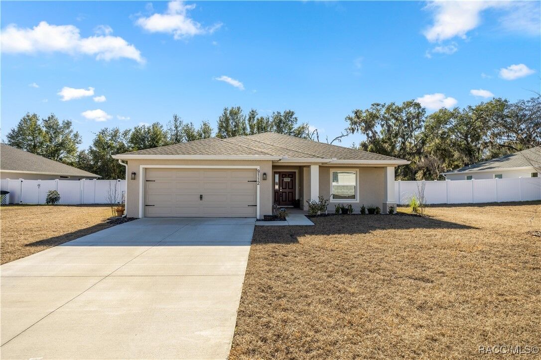 Property Photo:  9112 SE 41st Court Road  FL 34480 