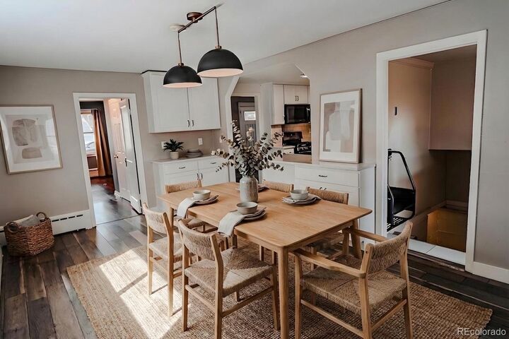 Property Photo:  4600 S Pearl Street  CO 80113 