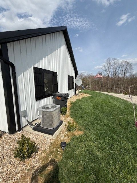 Property Photo:  33385 Dixon Road  OH 45651 