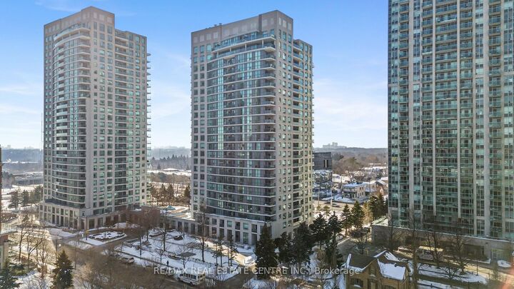 30 Harrison Garden Boulevard 1605 — photo 1